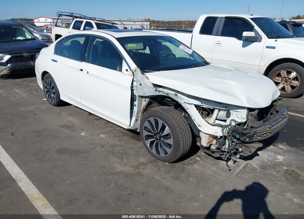 2017 HONDA ACCORD HYBRID EX-L VIN: JHMCR6F58HC012995