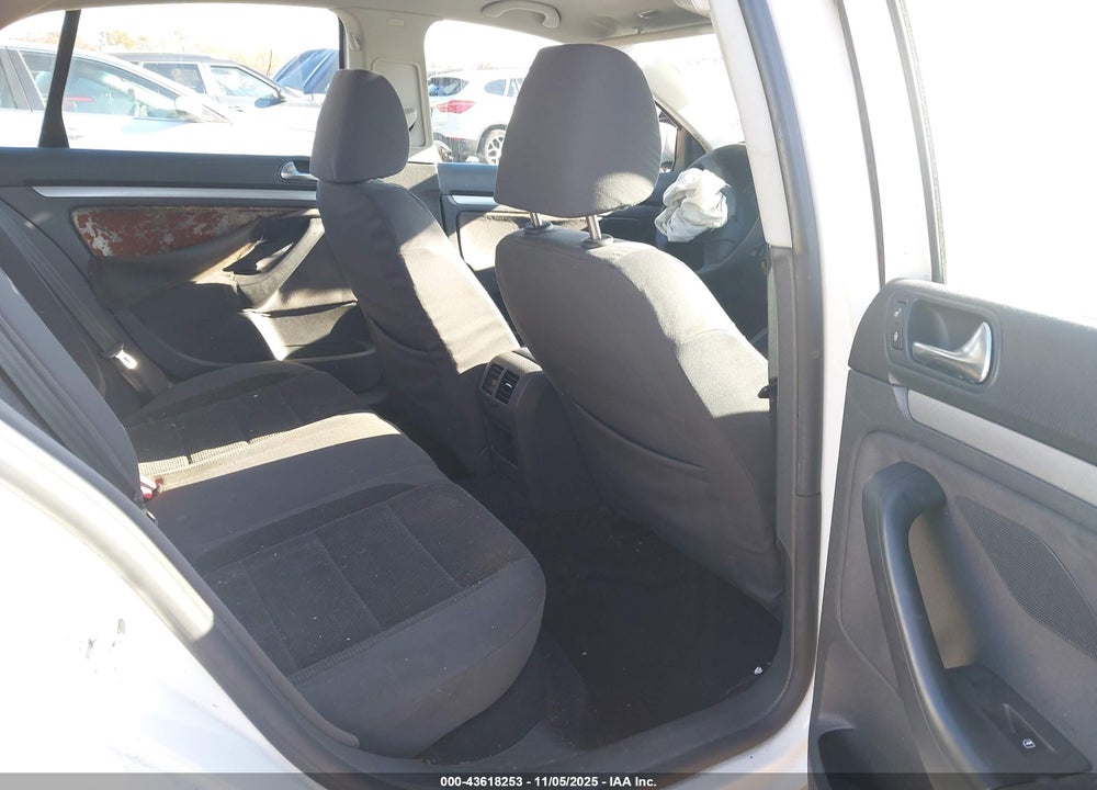 2009 VOLKSWAGEN JETTA S VIN: 3VWHZ71K89M135381