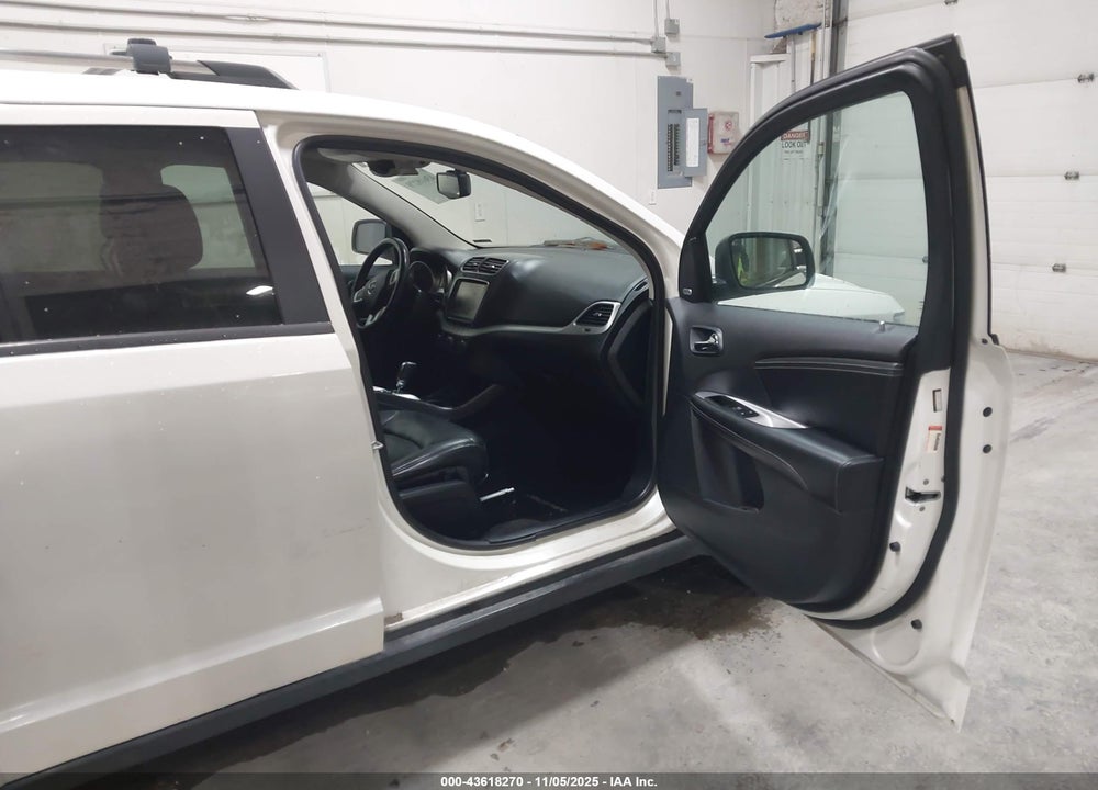 2013 DODGE JOURNEY R/T VIN: 3C4PDDFG2DT543020
