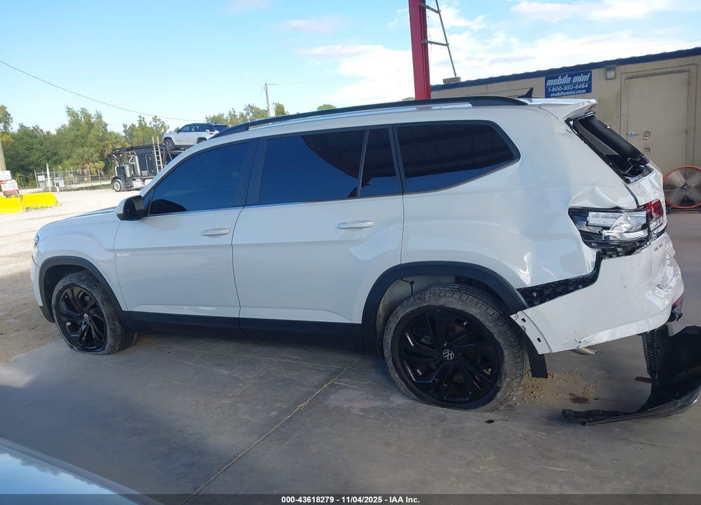 2022 VOLKSWAGEN ATLAS 3.6L V6 SE W/TECHNOLOGY VIN: 1V2HR2CA2NC547641