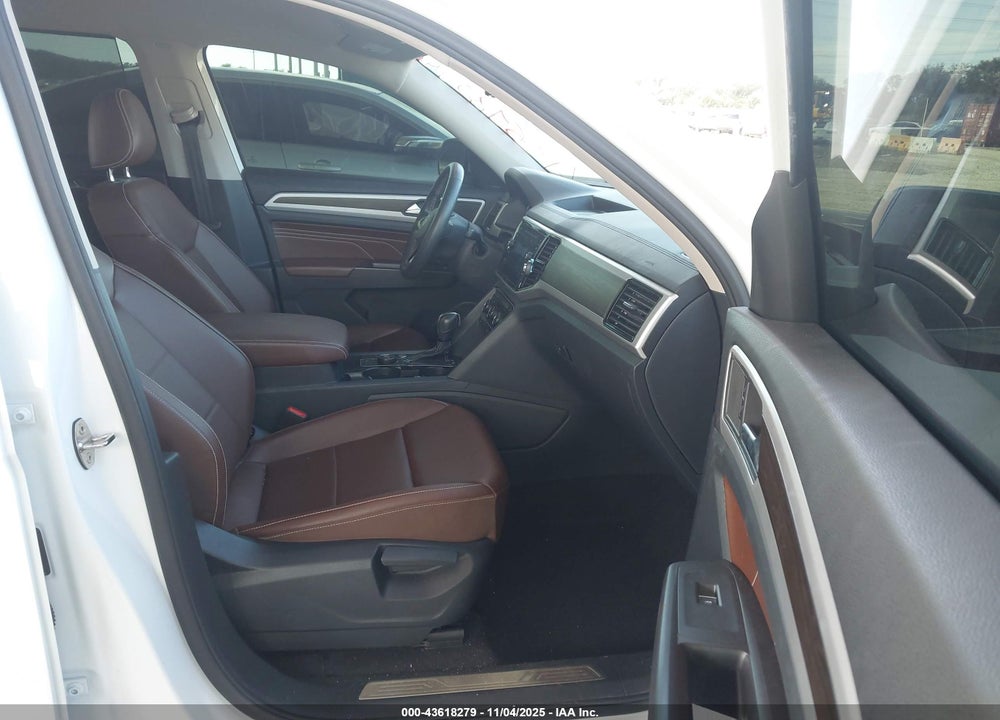 2022 VOLKSWAGEN ATLAS 3.6L V6 SE W/TECHNOLOGY VIN: 1V2HR2CA2NC547641