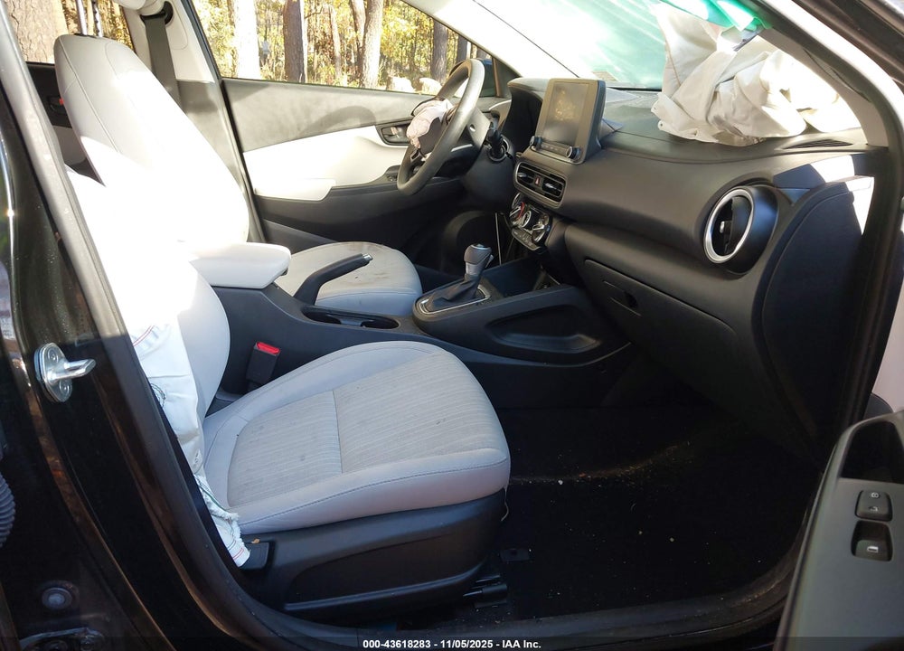 2022 HYUNDAI KONA SEL VIN: KM8K62AB4NU782317