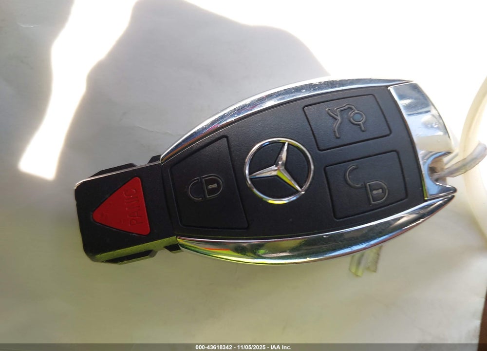 2015 MERCEDES-BENZ GLA 250 VIN: WDCTG4EB3FJ138011