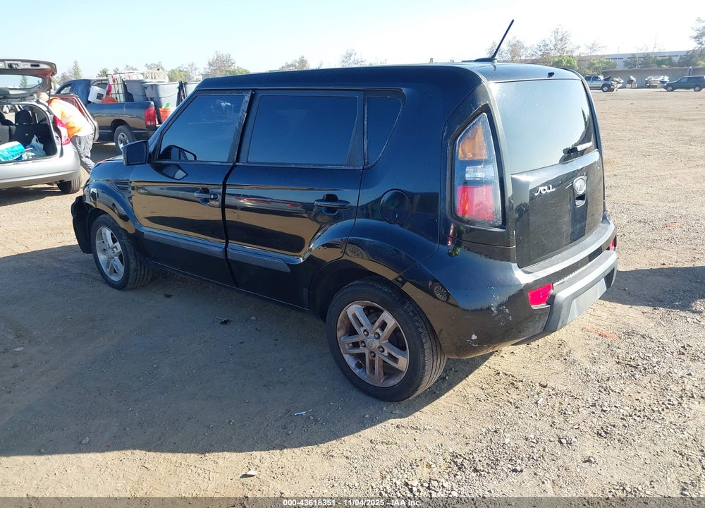 2011 KIA SOUL VIN: KNDJT2A2XB7295030