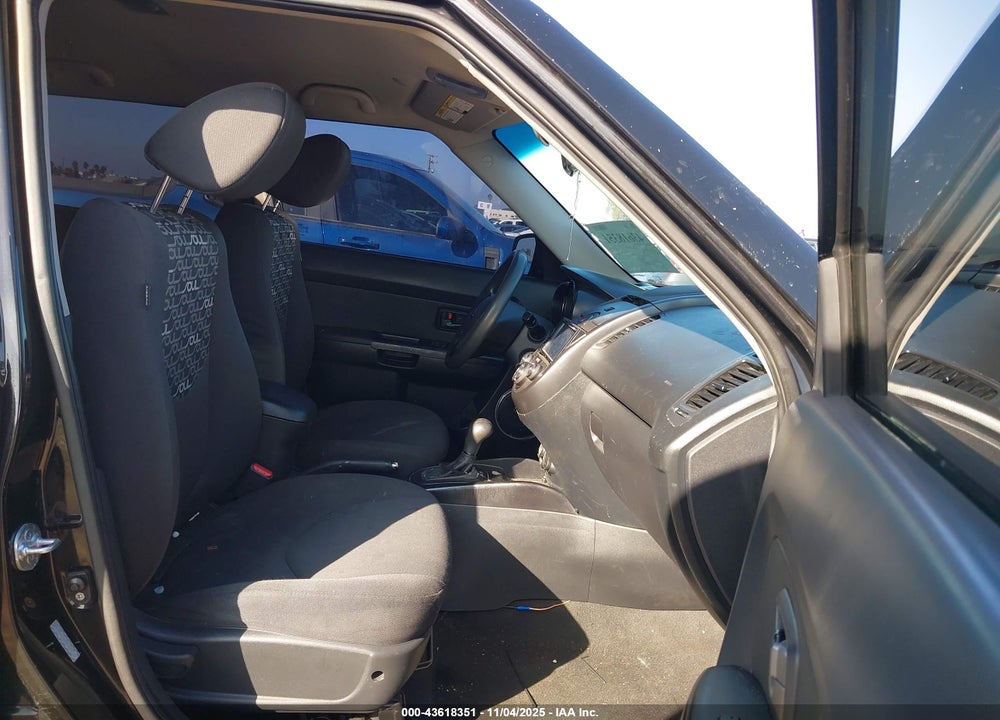 2011 KIA SOUL VIN: KNDJT2A2XB7295030