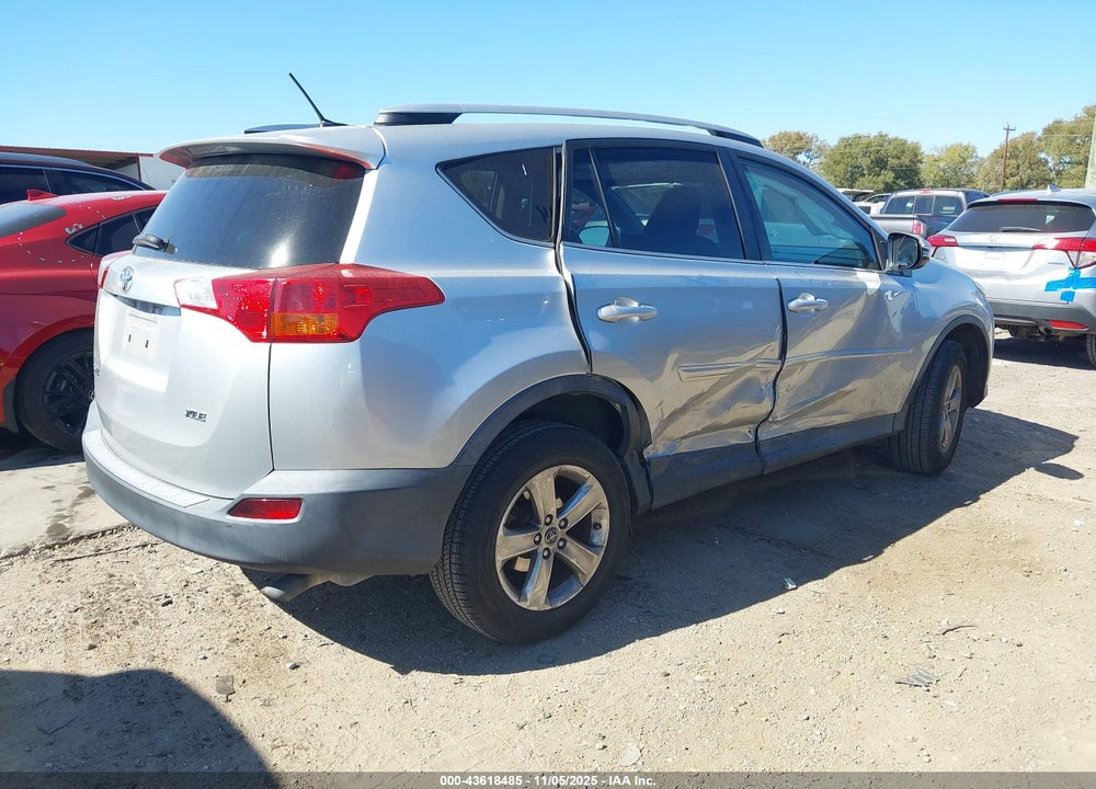 2015 TOYOTA RAV4 XLE VIN: 2T3WFREV6FW172491