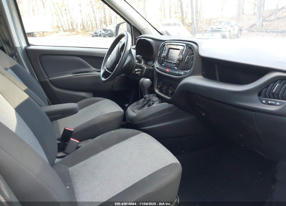 2021 RAM PROMASTER CITY TRADESMAN VIN: ZFBHRFAB5M6T57756
