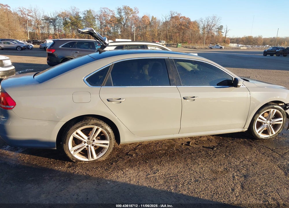 2015 VOLKSWAGEN PASSAT VIN: 1VWCV7A35FC091044