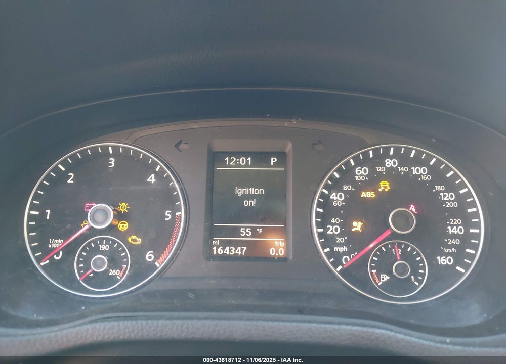 2015 VOLKSWAGEN PASSAT VIN: 1VWCV7A35FC091044