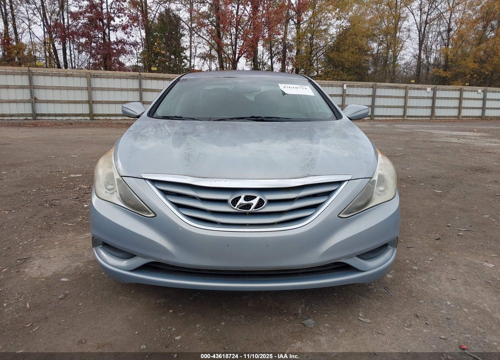 2012 HYUNDAI SONATA GLS VIN: 5NPEB4AC2CH423332