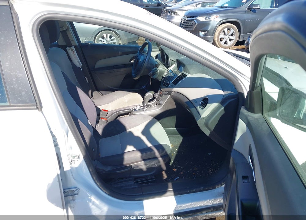 2014 CHEVROLET CRUZE LS AUTO VIN: 1G1PA5SH5E7158465