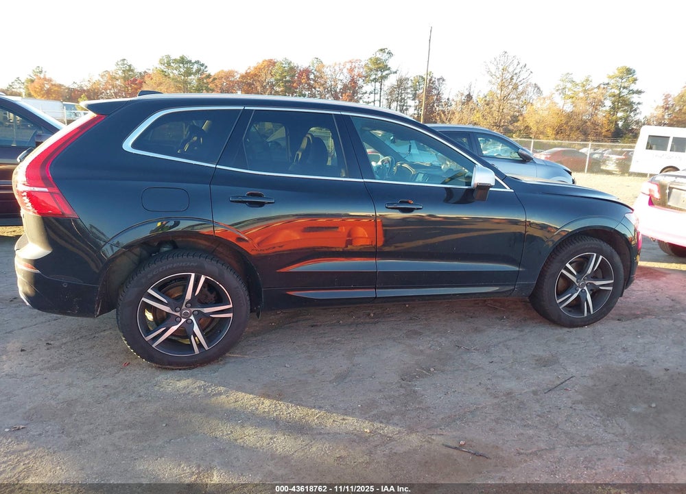 2018 VOLVO XC60 T6 R-DESIGN VIN: LYVA22RMXJB110493