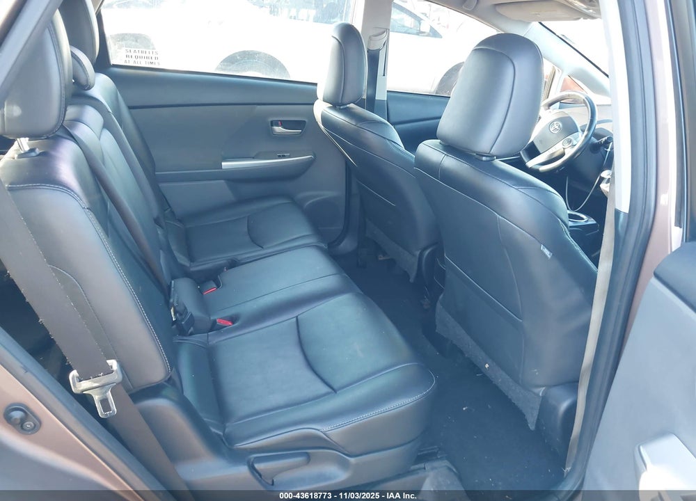2015 TOYOTA PRIUS V FOUR VIN: JTDZN3EU1FJ033372