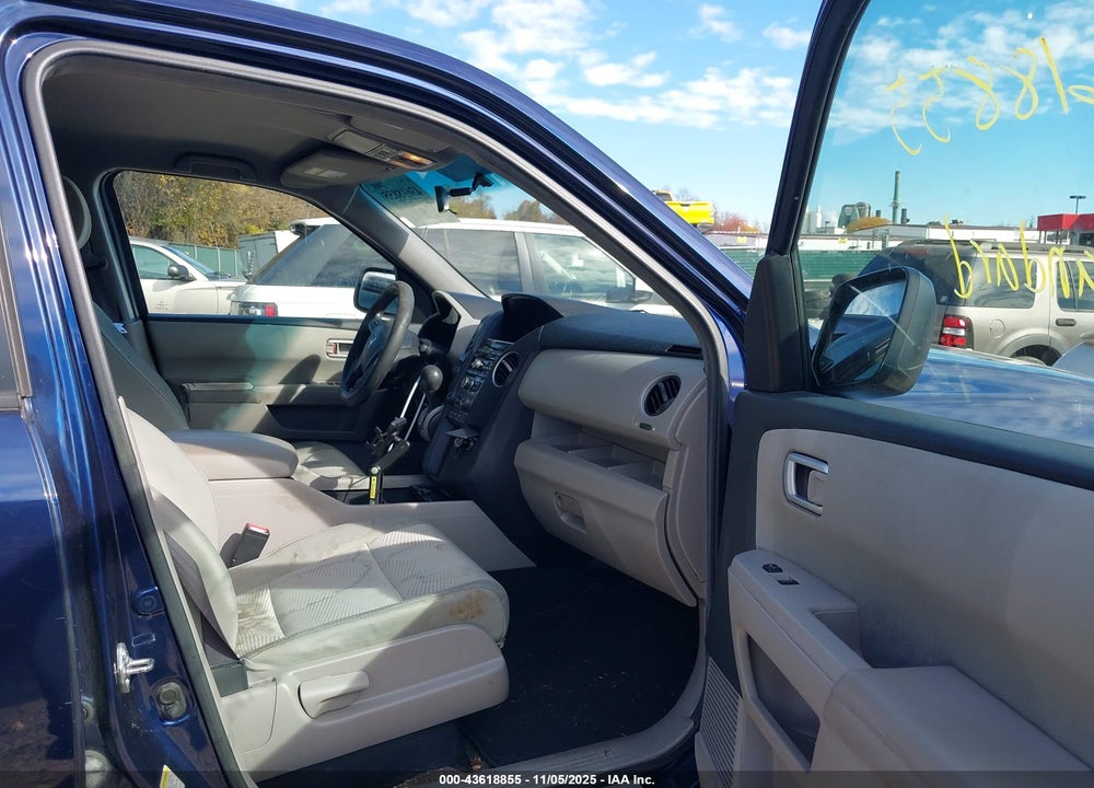 2013 HONDA PILOT LX VIN: 5FNYF4H2XDB033576