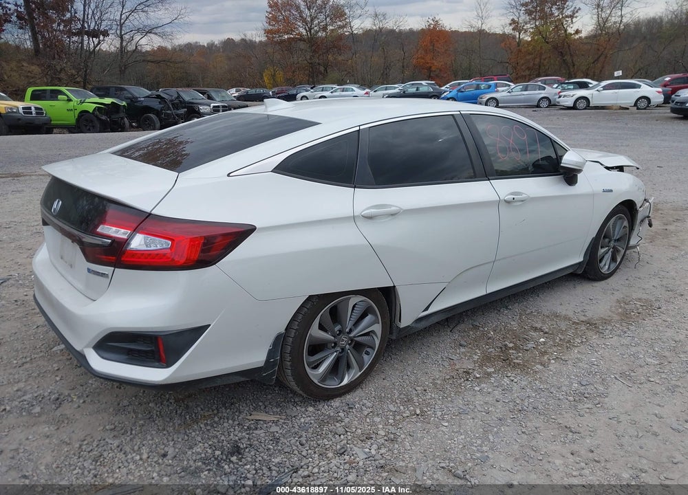 2018 HONDA CLARITY PLUG-IN HYBRID VIN: JHMZC5F14JC011416