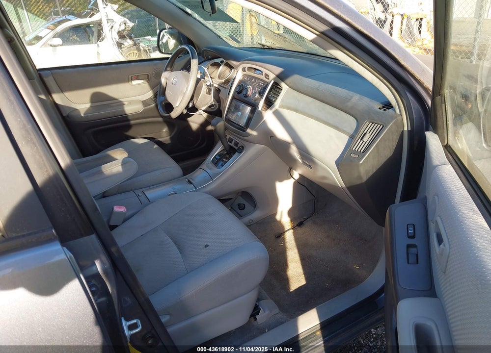 2007 TOYOTA HIGHLANDER 3RD ROW VIN: JTEDP21A670137577