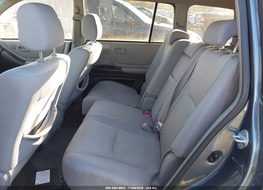 2007 TOYOTA HIGHLANDER 3RD ROW VIN: JTEDP21A670137577