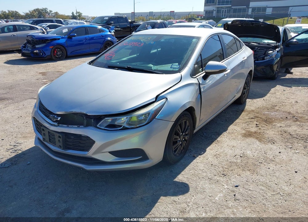 2018 CHEVROLET CRUZE VIN: 1G1BC5SM3J7101905