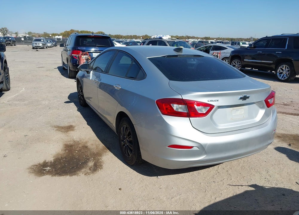 2018 CHEVROLET CRUZE VIN: 1G1BC5SM3J7101905
