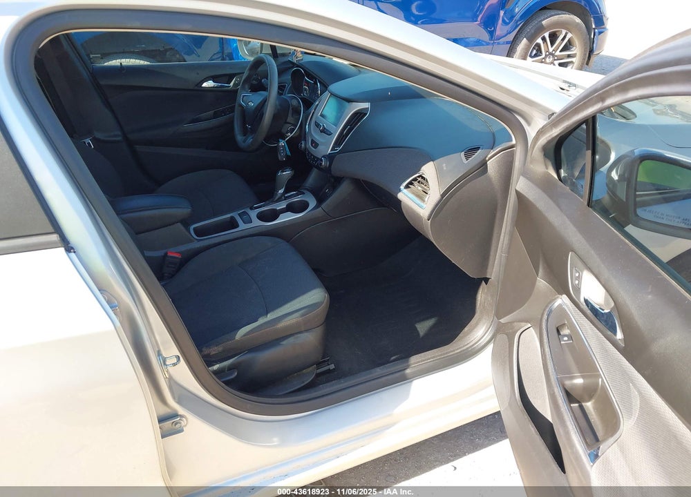 2018 CHEVROLET CRUZE VIN: 1G1BC5SM3J7101905
