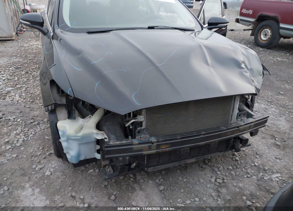 2014 FORD FUSION SE VIN: 3FA6P0HD6ER252975