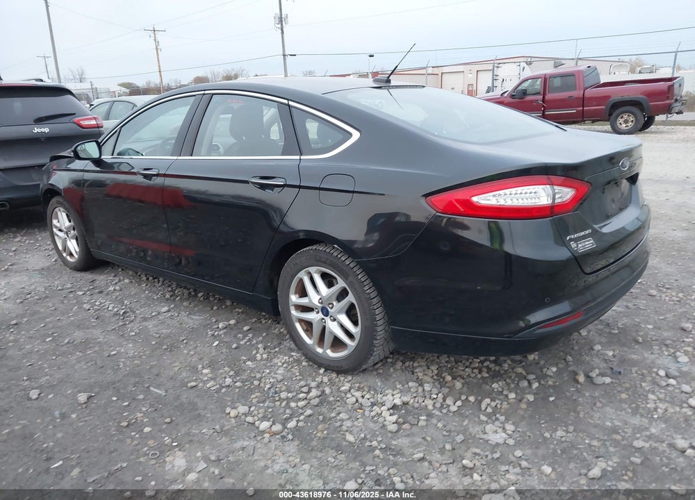 2014 FORD FUSION SE VIN: 3FA6P0HD6ER252975