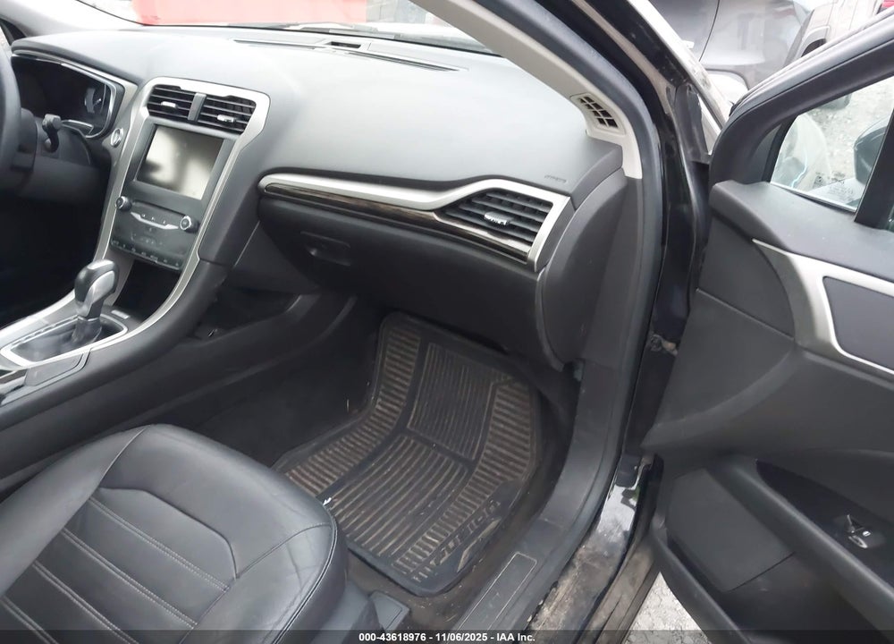 2014 FORD FUSION SE VIN: 3FA6P0HD6ER252975