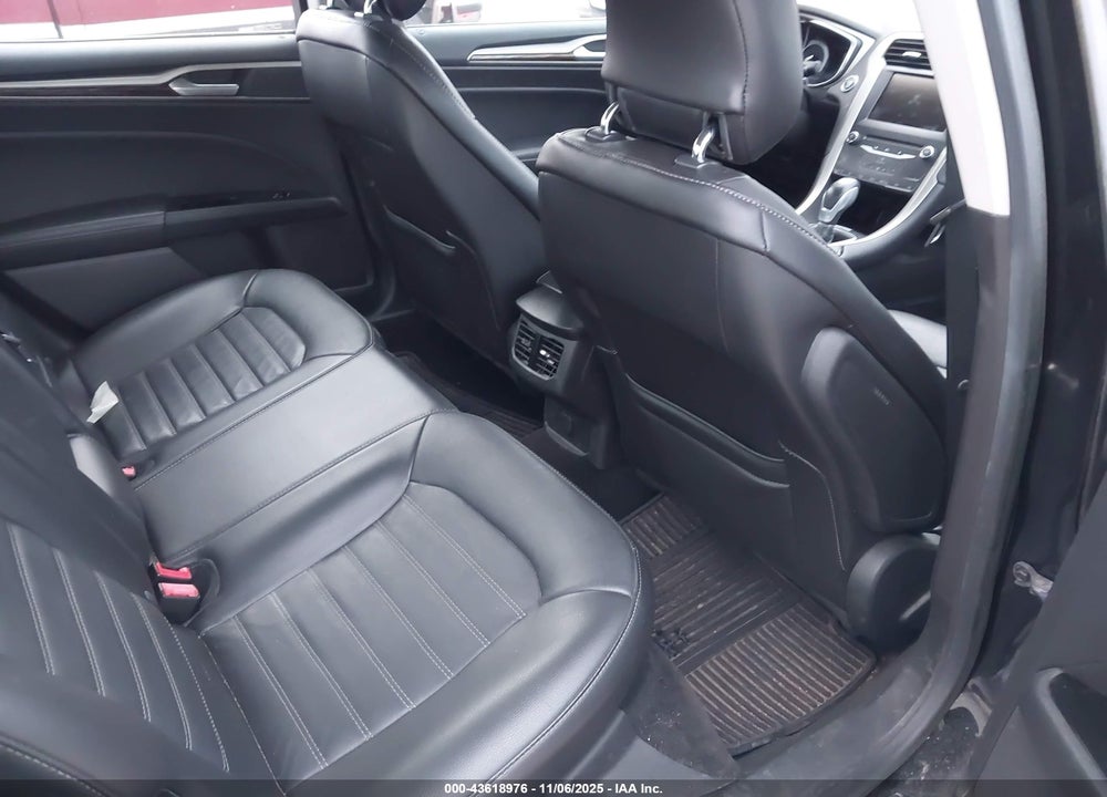 2014 FORD FUSION SE VIN: 3FA6P0HD6ER252975