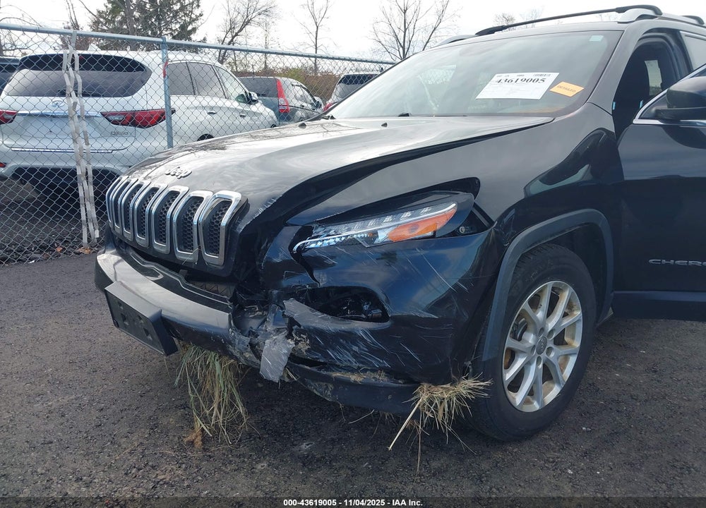 2015 JEEP CHEROKEE VIN: 1C4PJMCB8FW501255