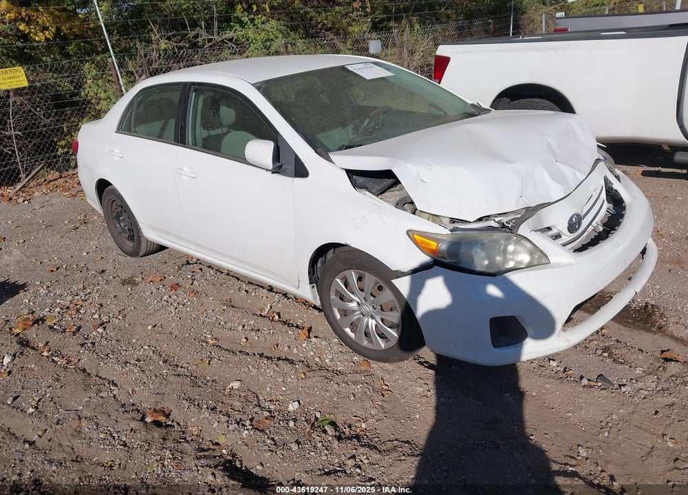2013 TOYOTA COROLLA LE VIN: 5YFBU4EE9DP121615
