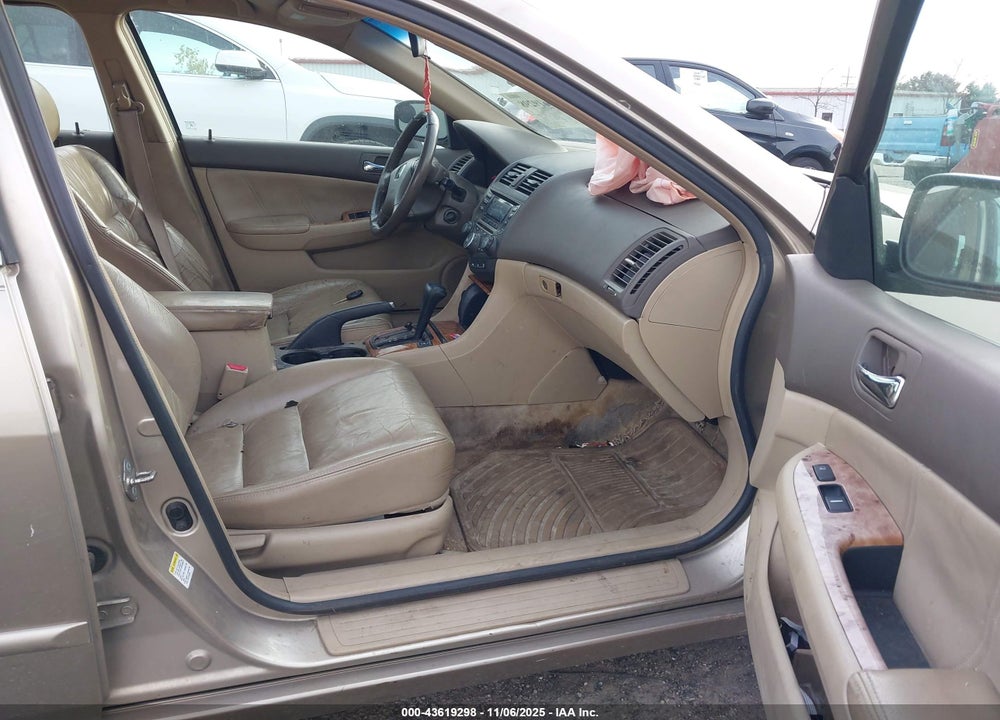 2003 HONDA ACCORD 2.4 EX VIN: 1HGCM566X3A053329