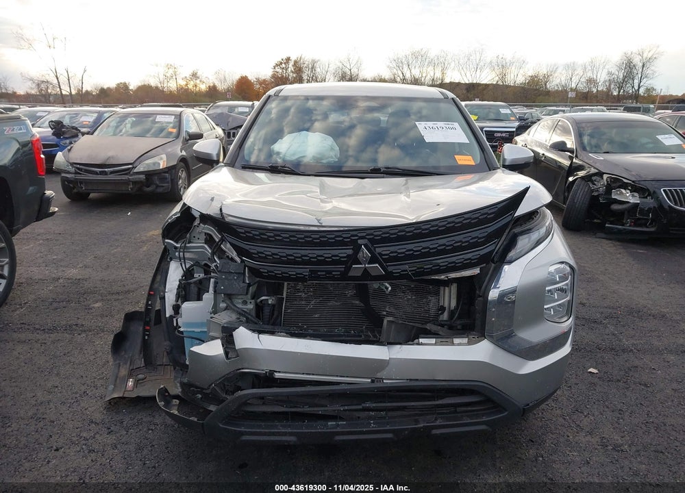 2022 MITSUBISHI OUTLANDER ES 2.5 2WD VIN: JA4J3TA88NZ028899