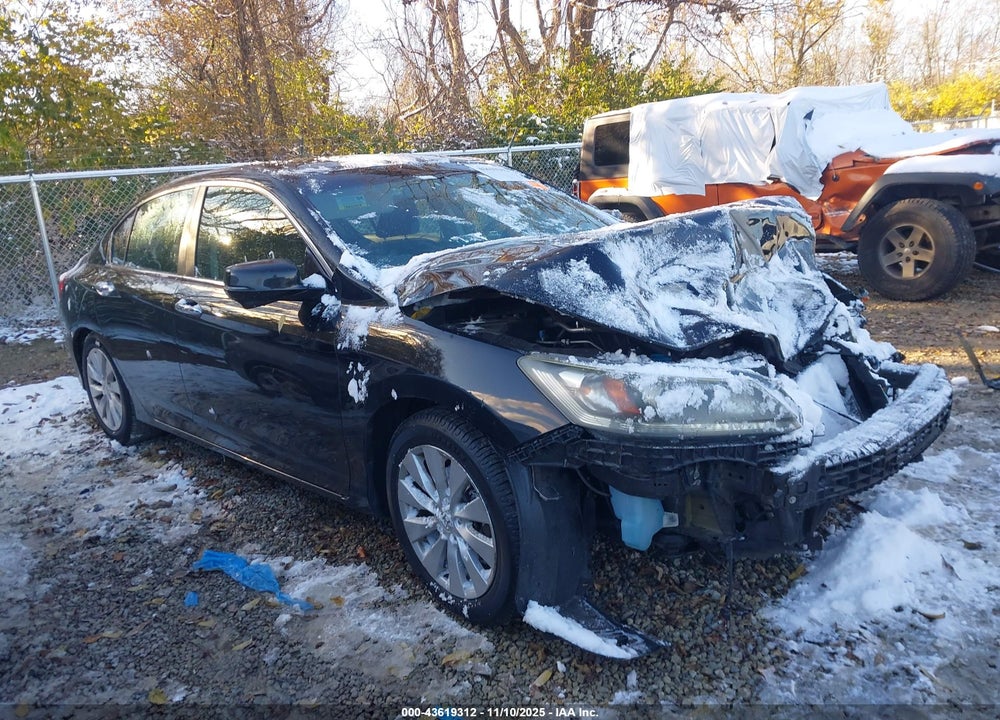 2013 HONDA ACCORD VIN: 1HGCR2F78DA203674