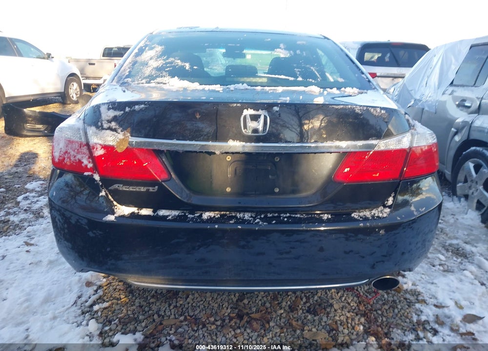 2013 HONDA ACCORD VIN: 1HGCR2F78DA203674