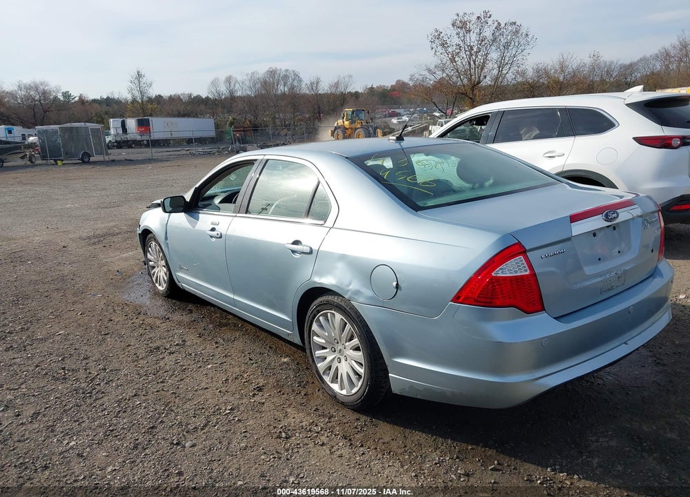 2011 FORD FUSION VIN: 3FADP0L30BR158608