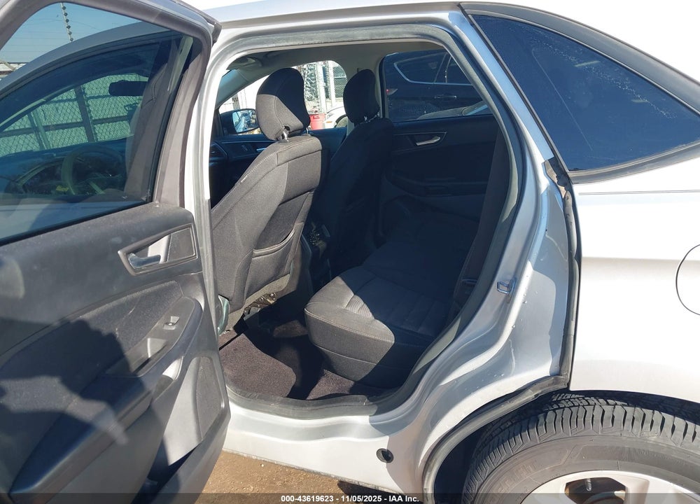 2015 FORD EDGE SE VIN: 2FMTK3G94FBC23495