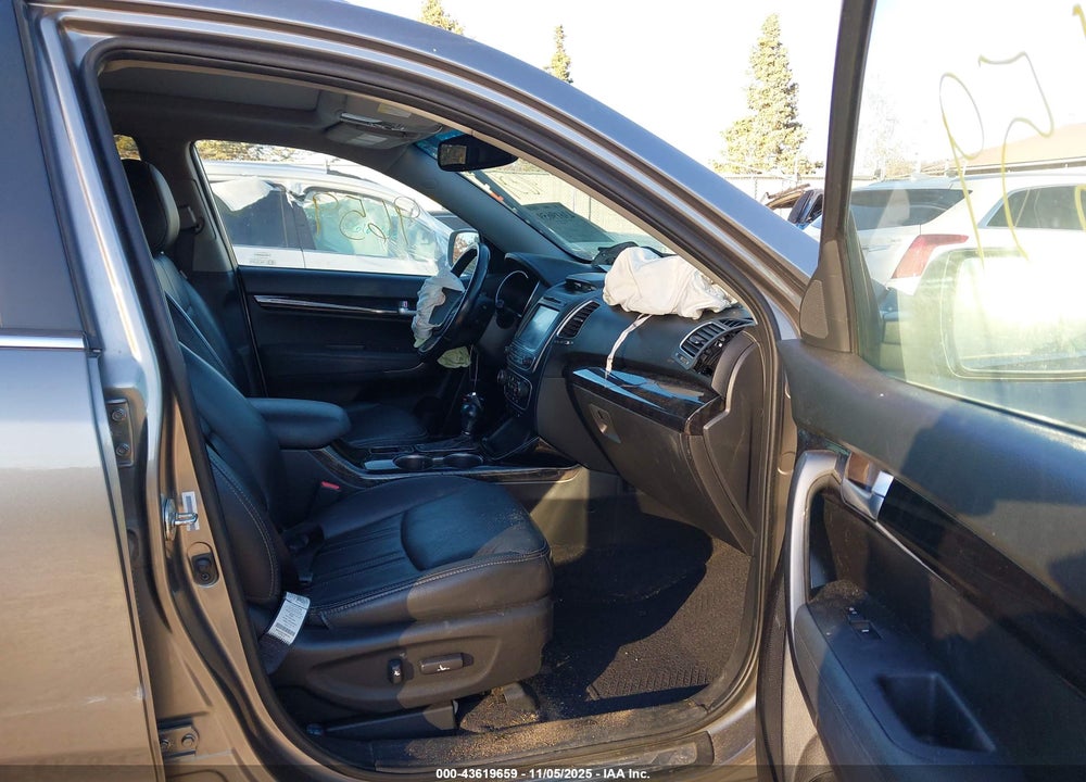 2015 KIA SORENTO SX V6 VIN: 5XYKWDA78FG558336