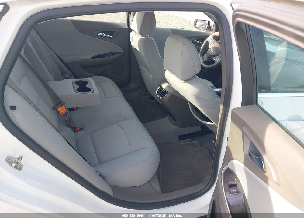 2018 CHEVROLET MALIBU LT VIN: 1G1ZD5ST6JF168894