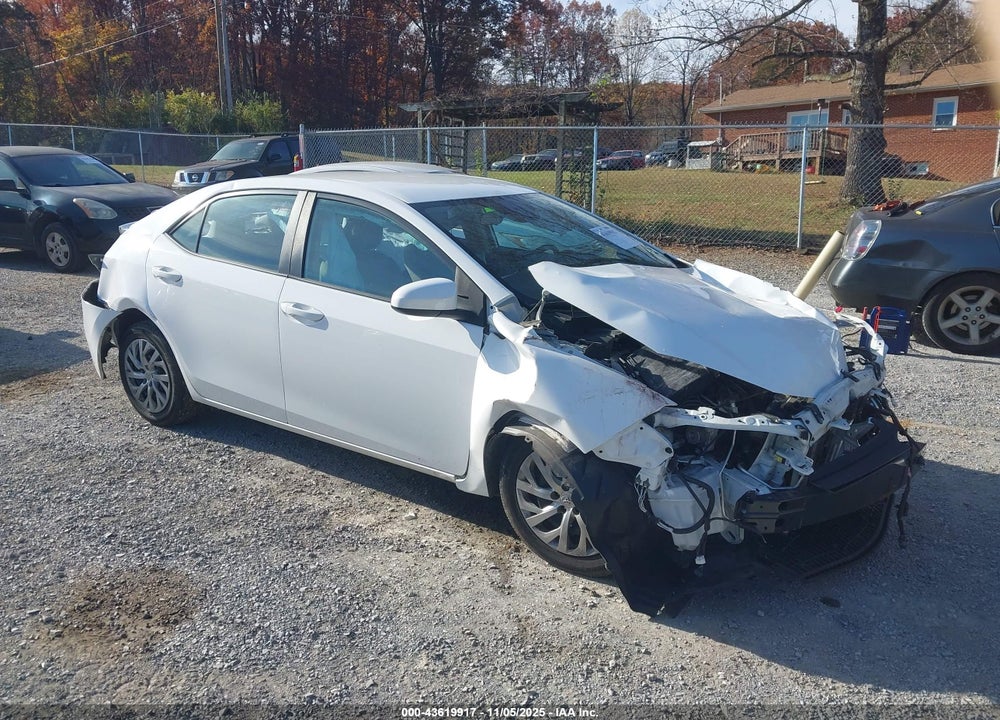 2019 TOYOTA COROLLA LE VIN: 2T1BURHE2KC193729