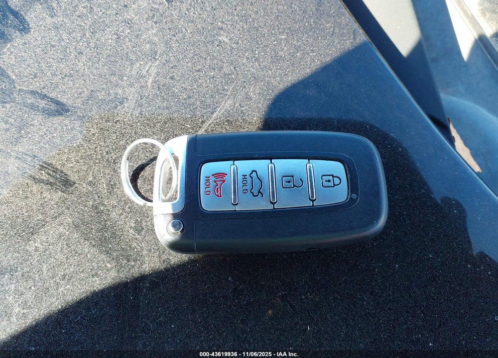 2015 HYUNDAI SONATA HYBRID VIN: KMHEC4A49FA118956