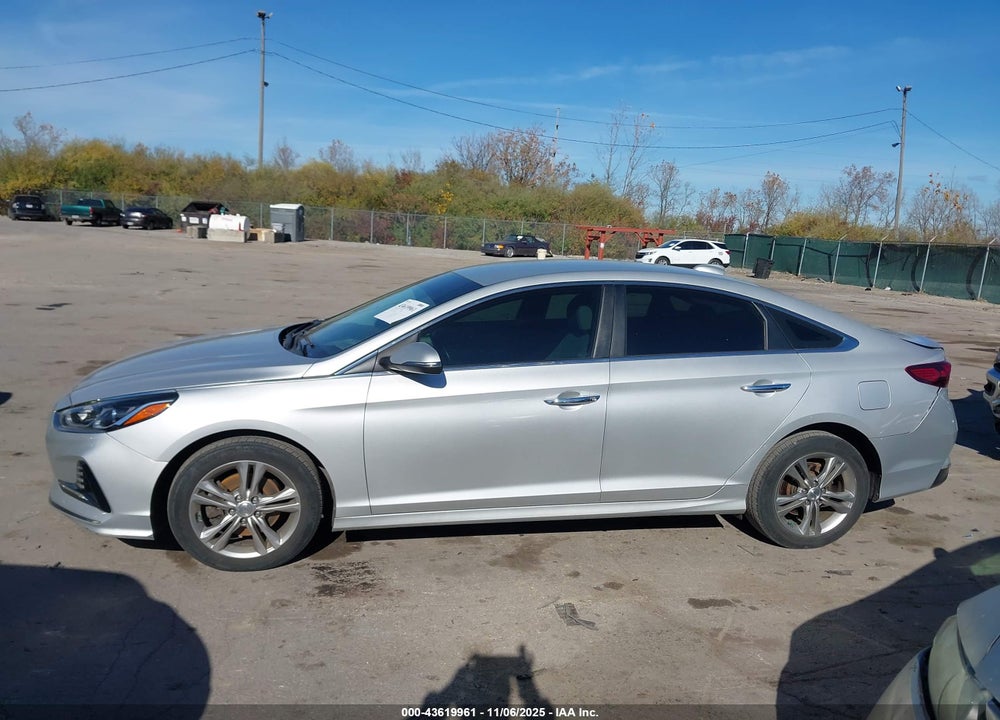 2018 HYUNDAI SONATA VIN: 5NPE34AF4JH651840