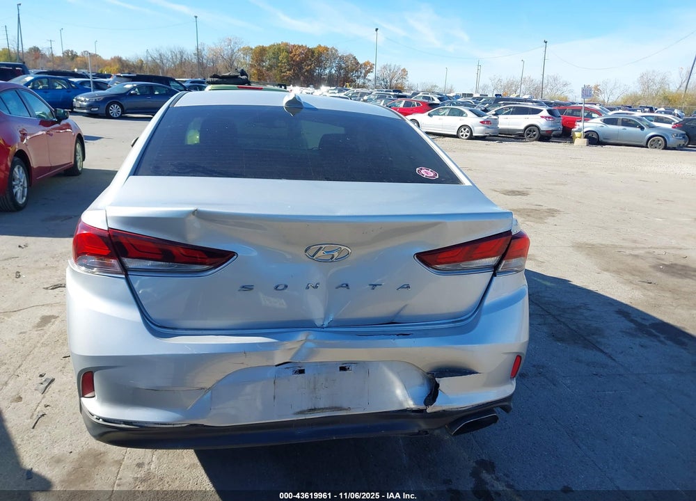 2018 HYUNDAI SONATA VIN: 5NPE34AF4JH651840