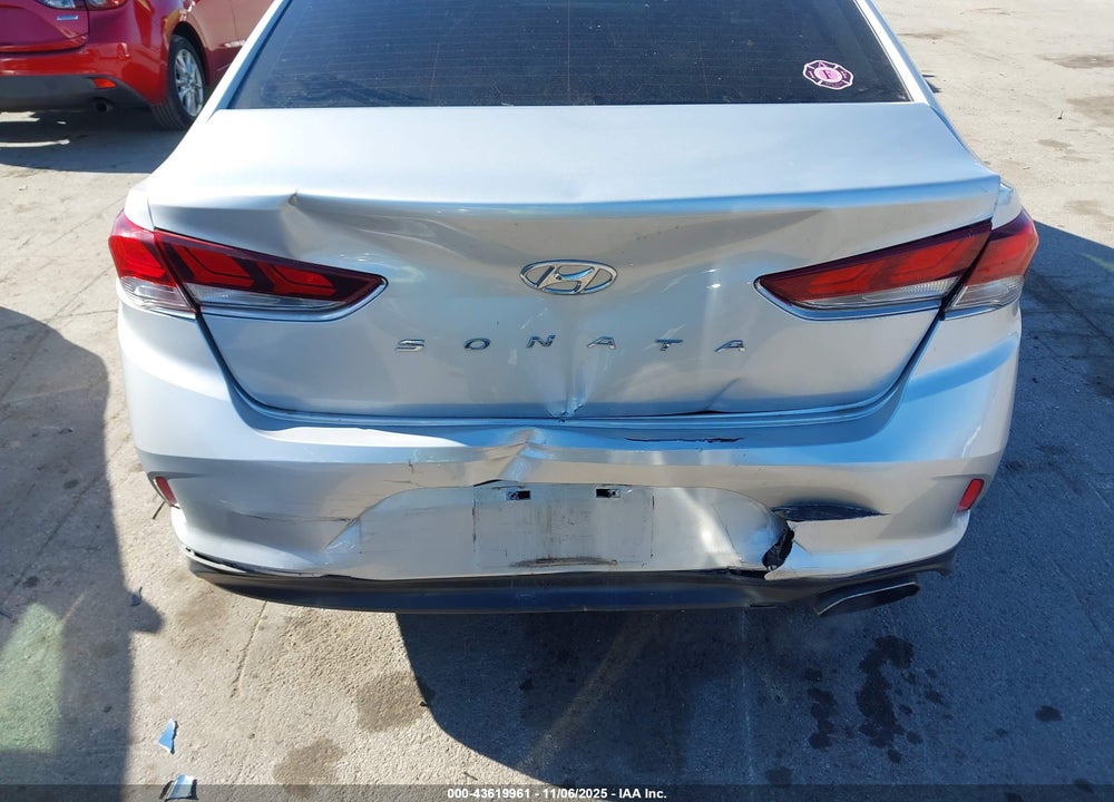 2018 HYUNDAI SONATA VIN: 5NPE34AF4JH651840