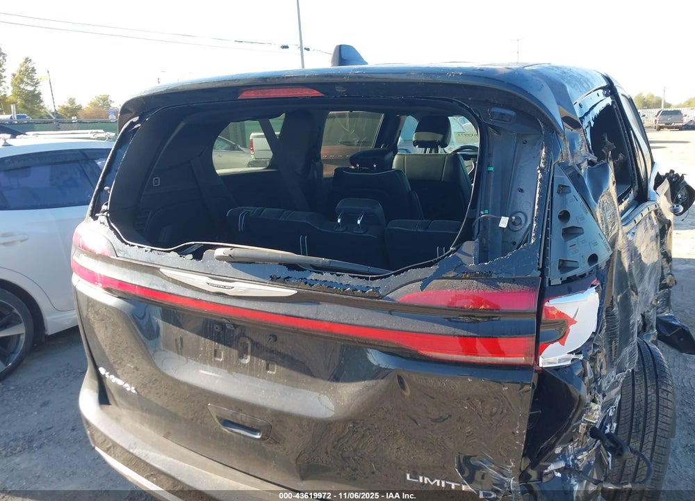 2026 CHRYSLER PACIFICA LIMITED VIN: 2C4RC1GG9TR175851