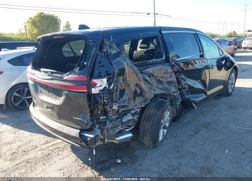 2026 CHRYSLER PACIFICA LIMITED VIN: 2C4RC1GG9TR175851