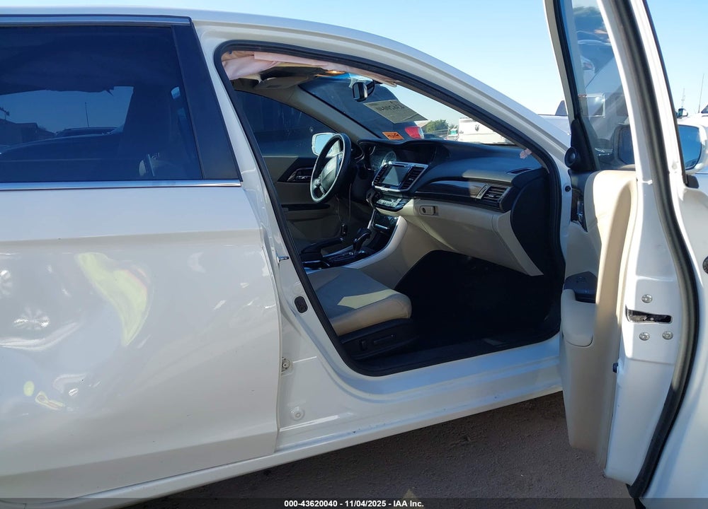2016 HONDA ACCORD EX-L VIN: 1HGCR2F87GA030288
