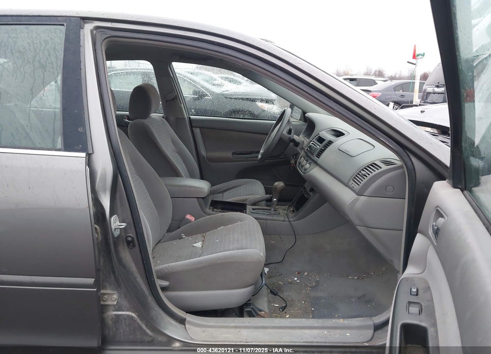 2005 TOYOTA CAMRY LE VIN: 4T1BE32K45U964865