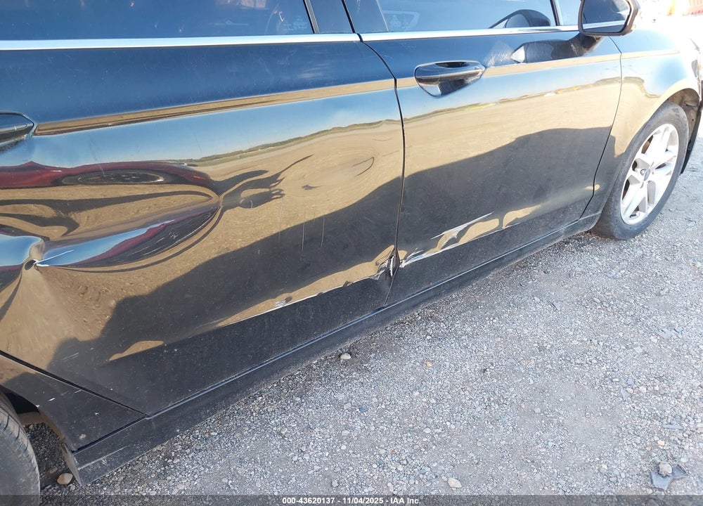2014 FORD FUSION SE VIN: 3FA6P0HD8ER275285