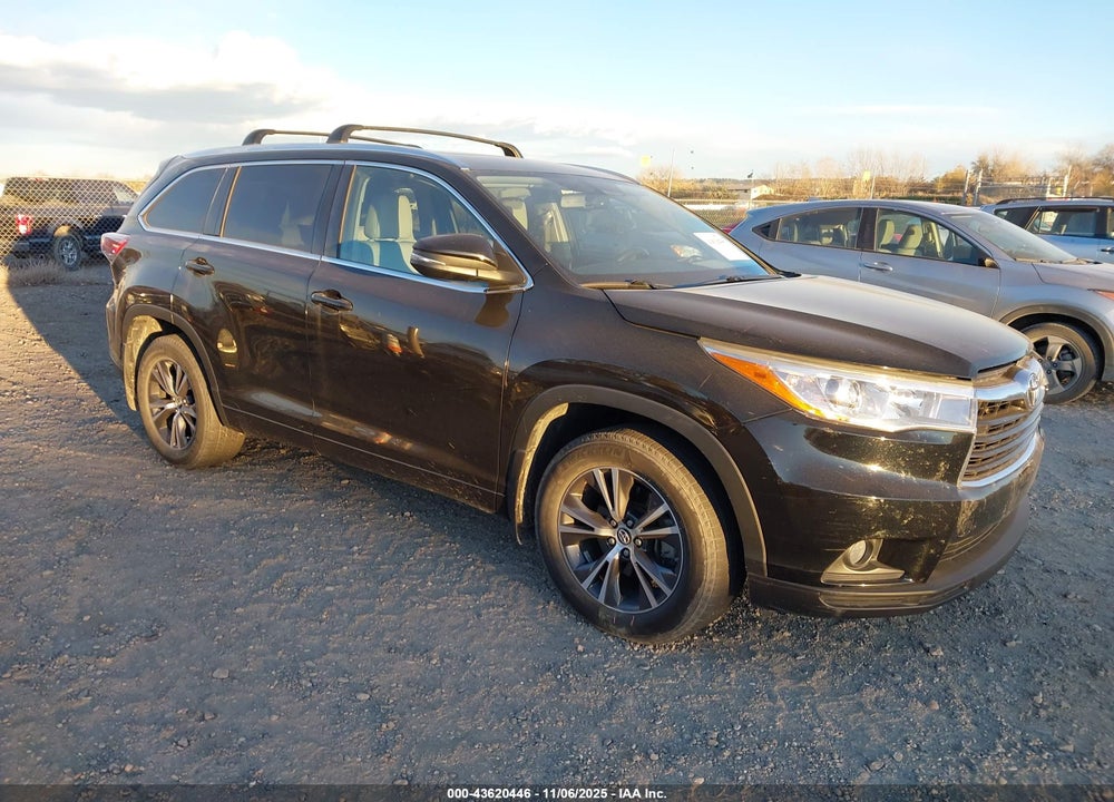 2016 TOYOTA HIGHLANDER XLE V6 VIN: 5TDJKRFH0GS324119