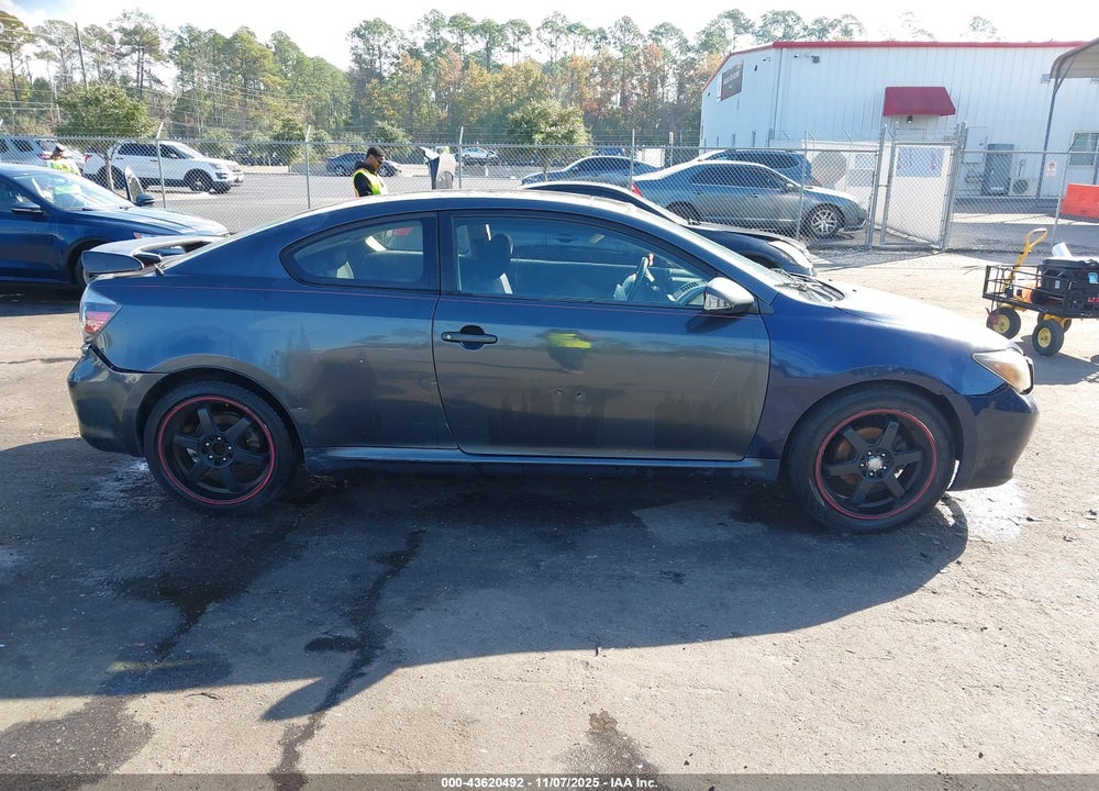 2009 SCION TC VIN: JTKDE167290285822